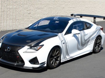 Torowo-drogowy Lexus RC F GT już wkr&oacute;tce?
